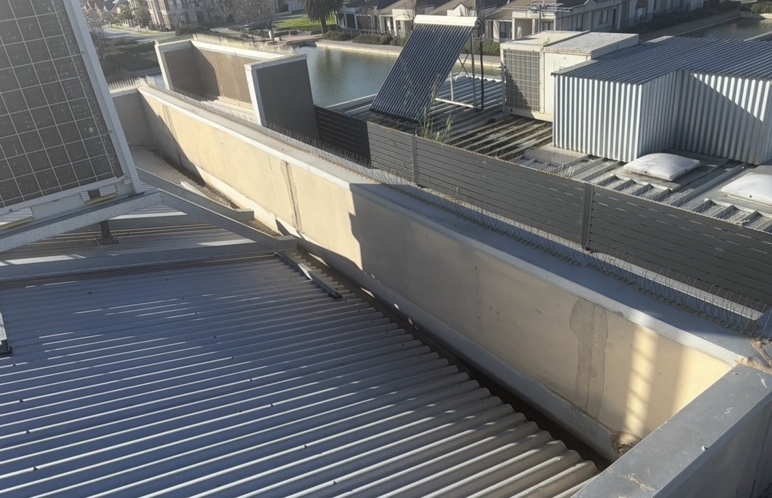 Parapet before